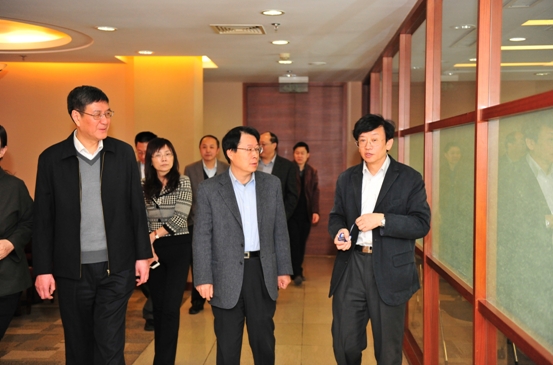 中央统战部新的社会阶层人士统战工作联系会议2013年度工作会议在京召开